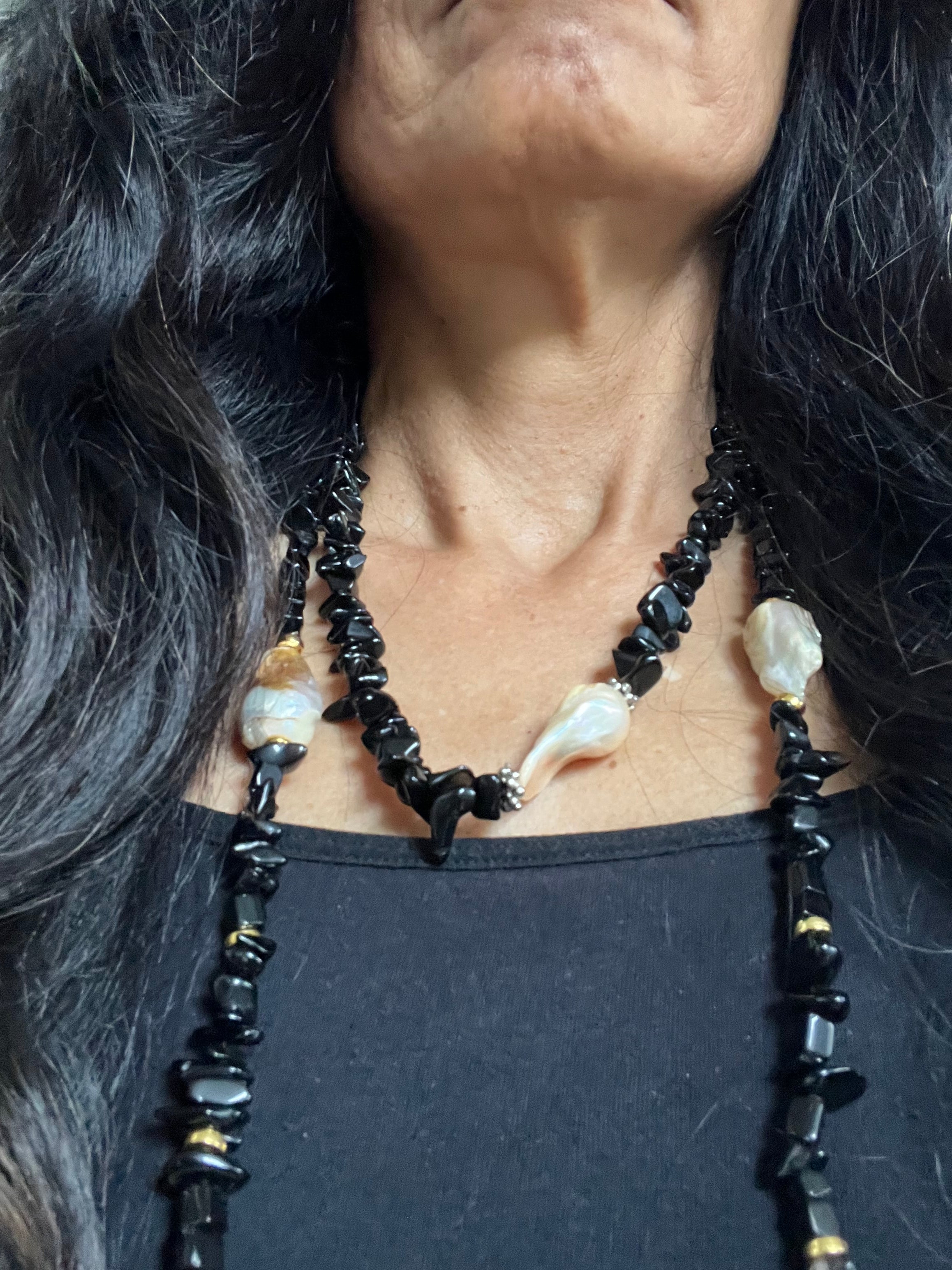 BAROQUE PEARL long tassel Necklace (Black Tourmaline) NEW - Honorooroo Lifestyle