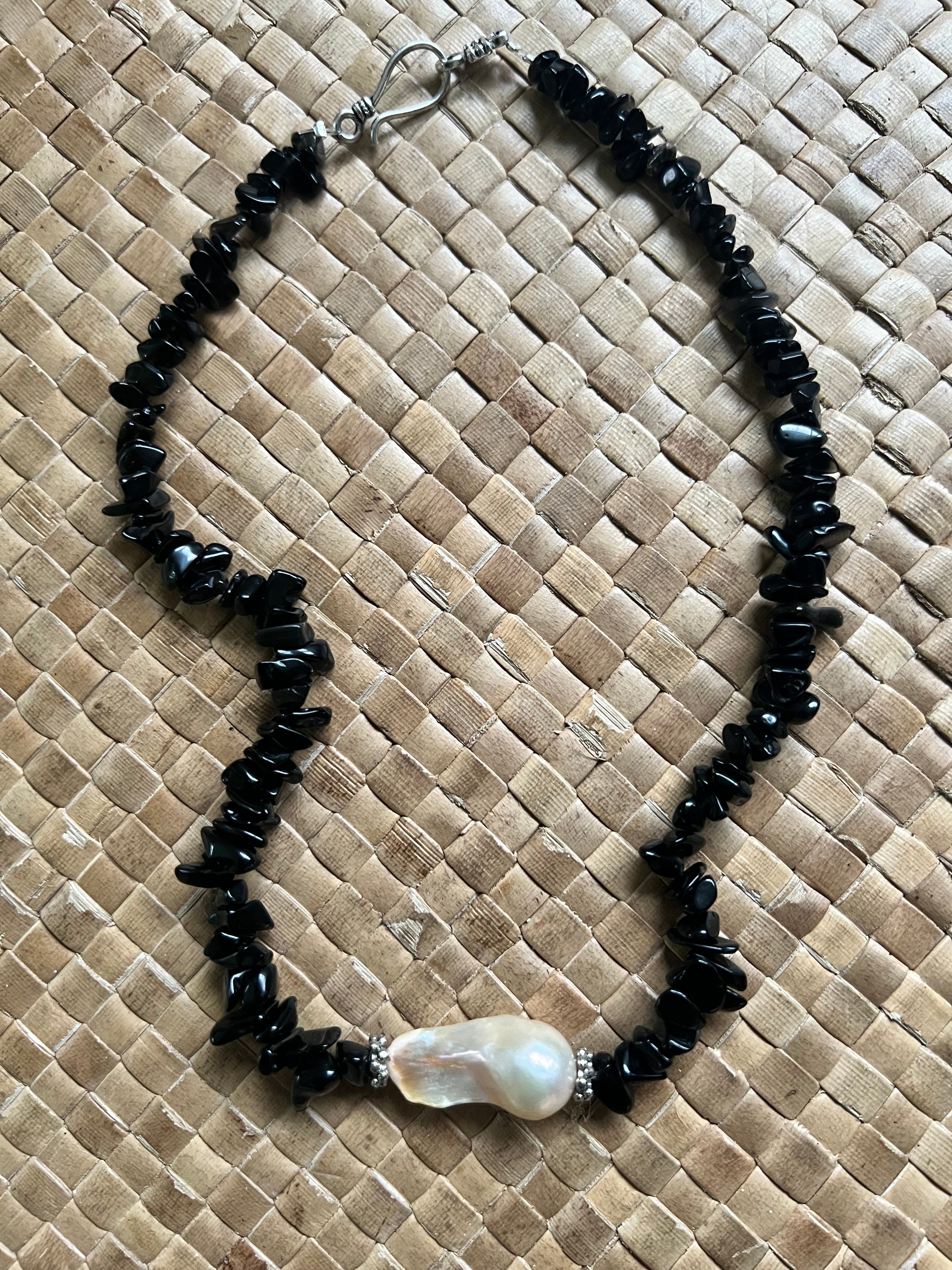 Baroque Pearl CRYSTAL Bead Necklace( Black Tourmaline)NEW - Honorooroo Lifestyle