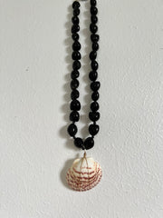 Hawaiian Shell Wire Wrap Pendant| Authentic Mini KUKUI Nut Beads| Made in Hawaii - Honorooroo Lifestyle