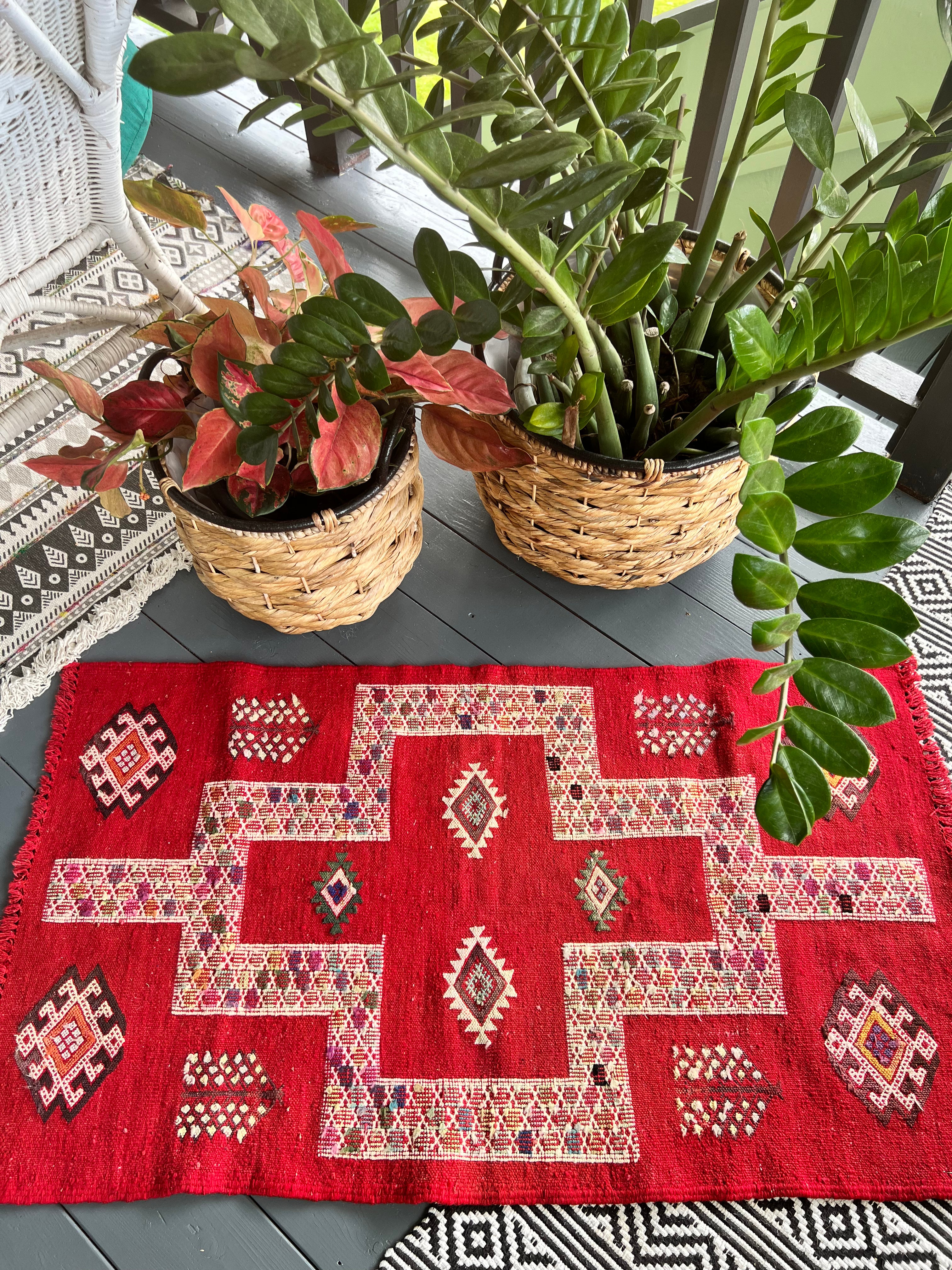 MOROCCAN TRIBAL KILIM| Wool Vintage Flat weave| Red YASMINE| Hand-Knotted| Sumouk|  3.10’ x 2.2’ - Honorooroo Lifestyle